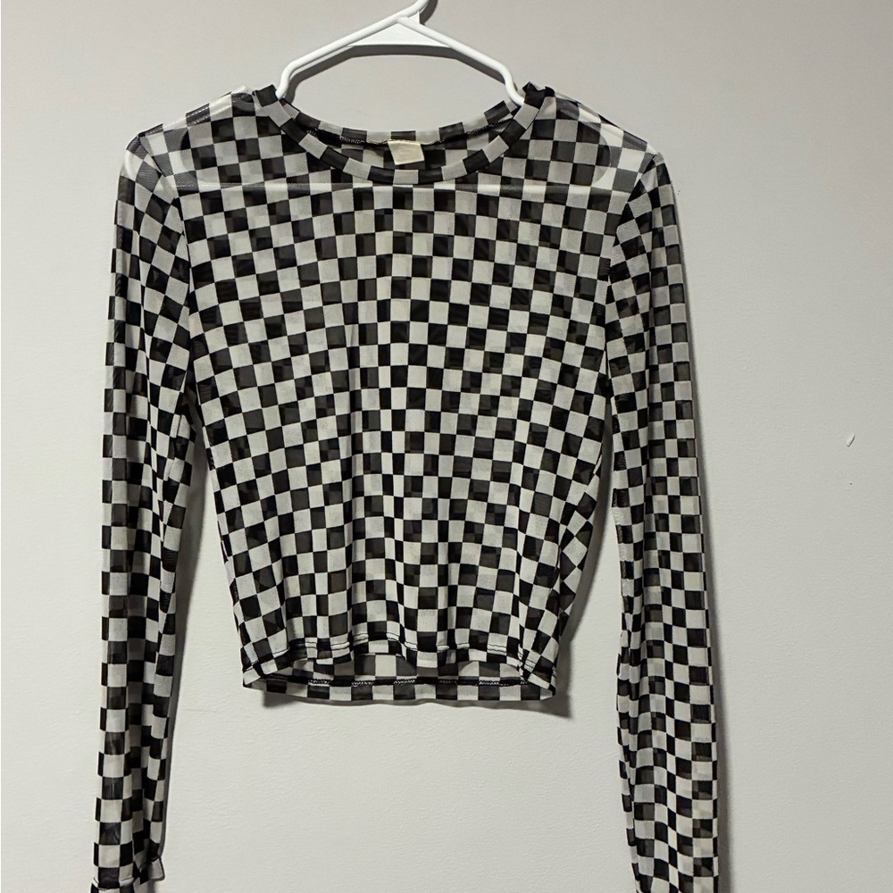 Black & White Checker Long Sleeve Crop Top